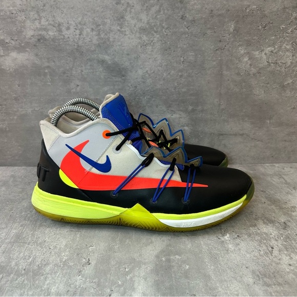 Nike Kyrie 5 Rokit Basketball Shoes Womens sz 8.5 - multicolor - Picture 1 of 6